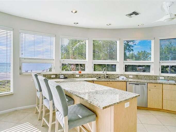 Breakfast Bar