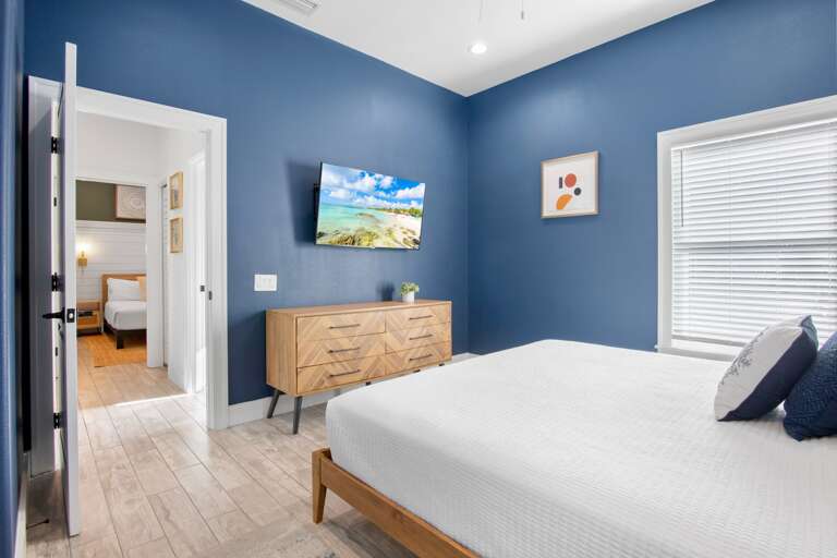 Third Bedroom (2nd floor), King bed