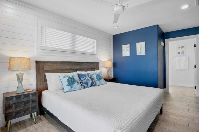Primary Bedroom (3rd floor), King bed