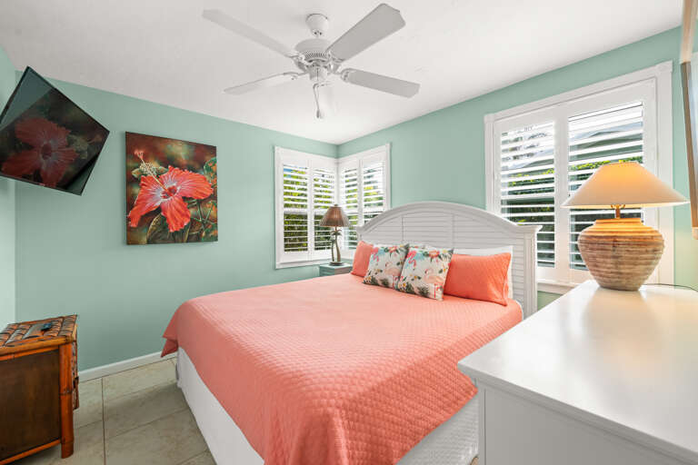 Primary Bedroom, King bed