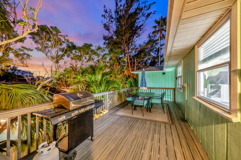 Outdoor Dining Area