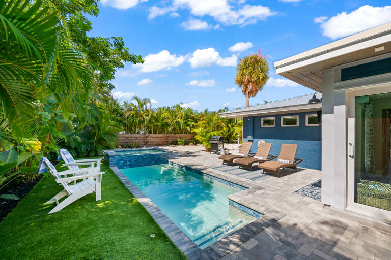 Private Pool and Spa