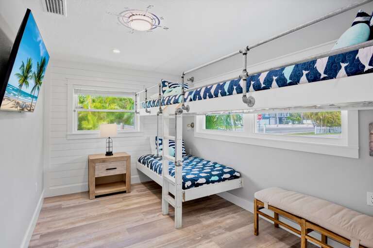 Third Bedroom, Three Twin Beds