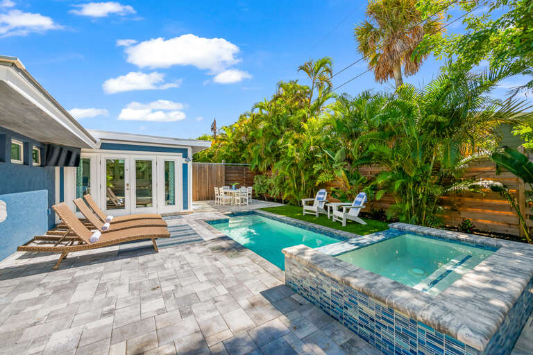 Private Pool and Spa