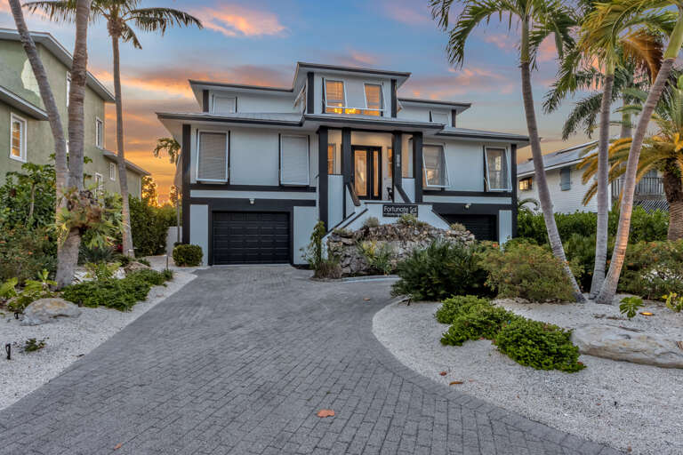 Main Entry with Style