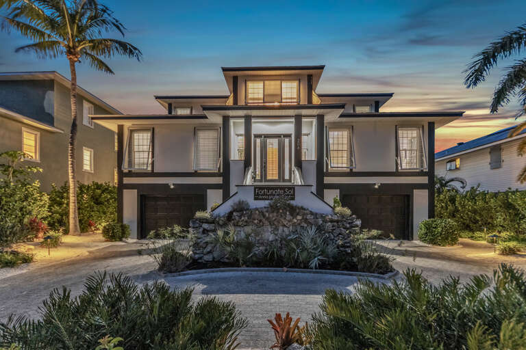Main Entry with Style