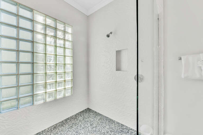 Primary En-Suite