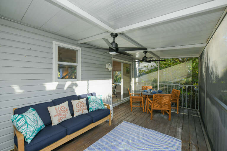 Screened Balcony