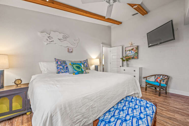Primary Bedroom, King