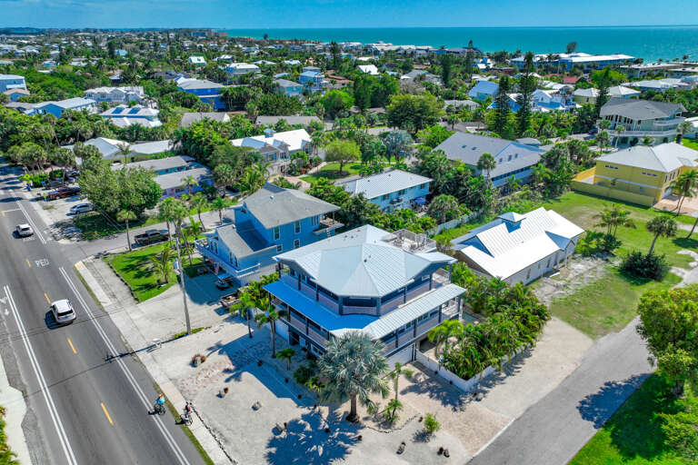 Aerial View - Seas The Day - Large Corner Lot
