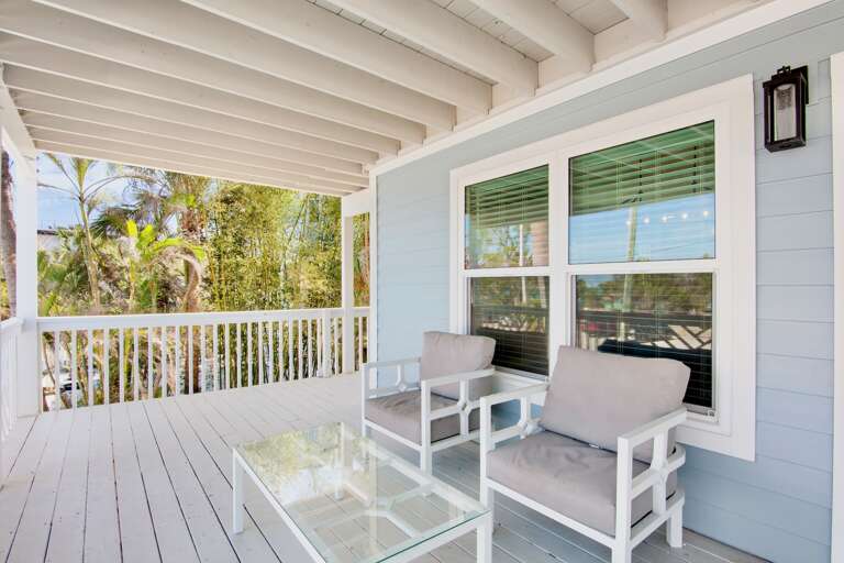 Front Balcony, Seating