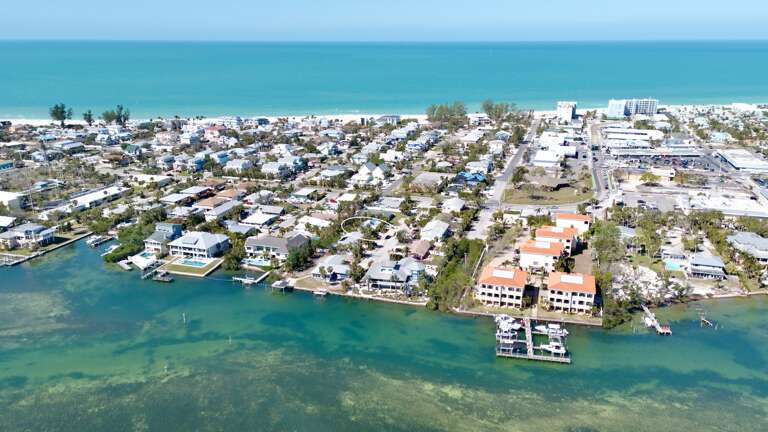 Great Holmes Beach Location