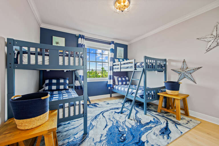 Fourth Bedroom, Two Twin/Twin Bunks