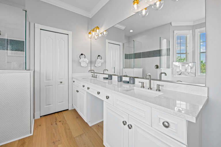 Primary Bathroom, Ensuite