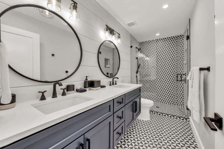 Primary En-Suite
