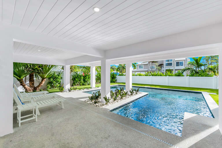 Large Covered Lanai
