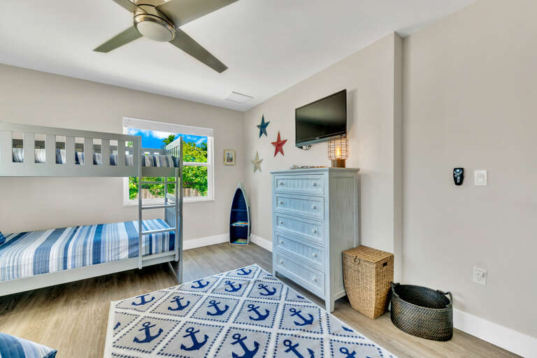 Fourth Bedroom - Twin Bunk & Twin Bed