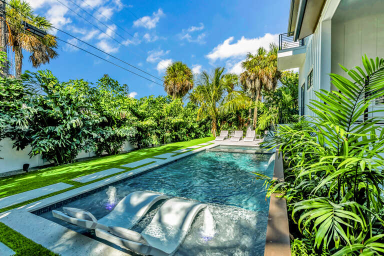 In-Pool Loungers