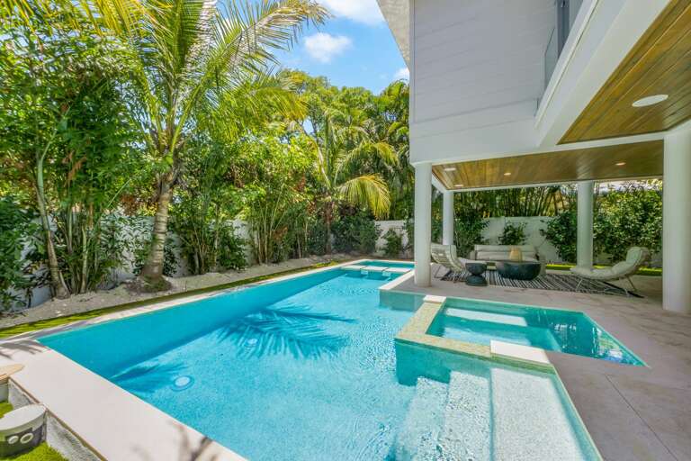 Private Pool and Spa