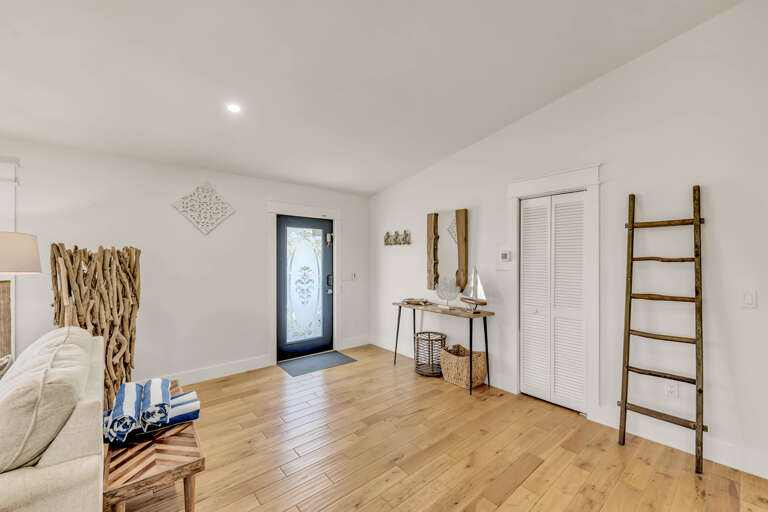 Warm and Inviting Living Space