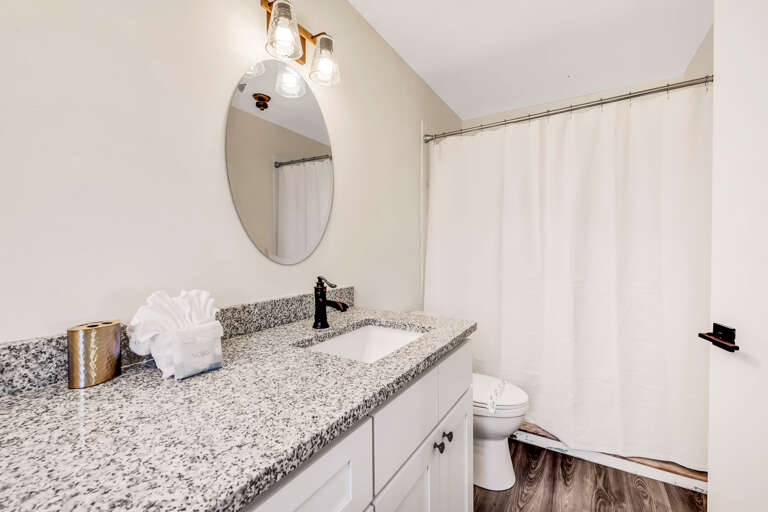 Primary En-Suite