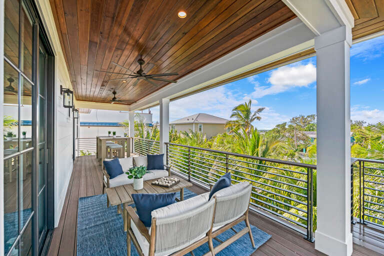Balcony - Lounge Area
