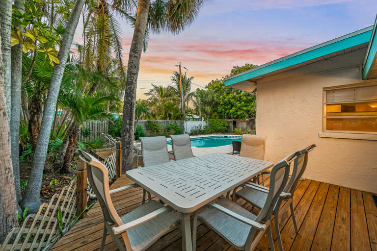 Outdoor Dining Area