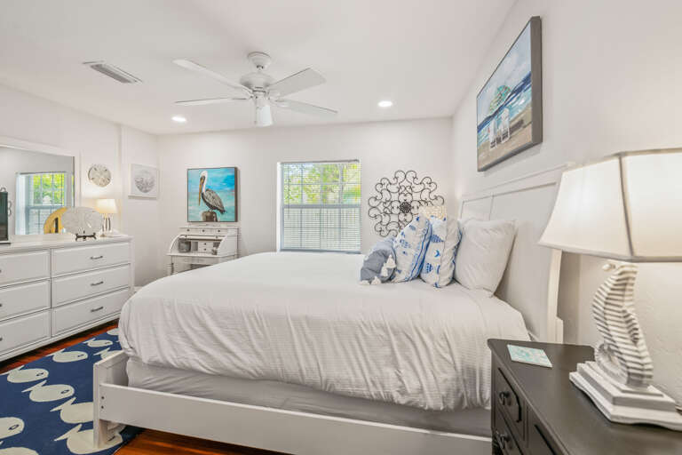 Second Bedroom - King