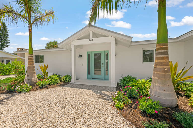 Serenity at Bay Palms - by AMI Locals