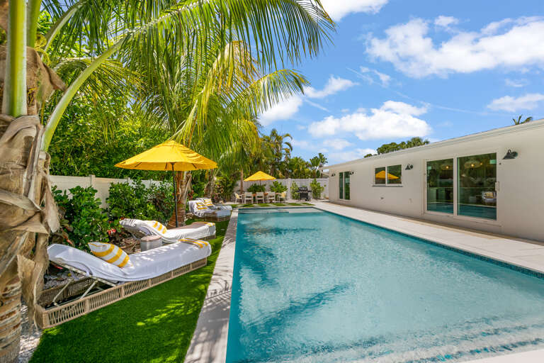 Poolside Loungers