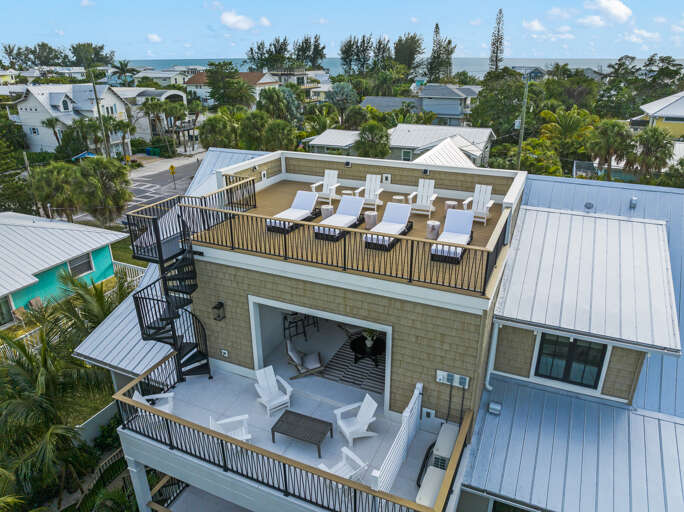 Rooftop Deck