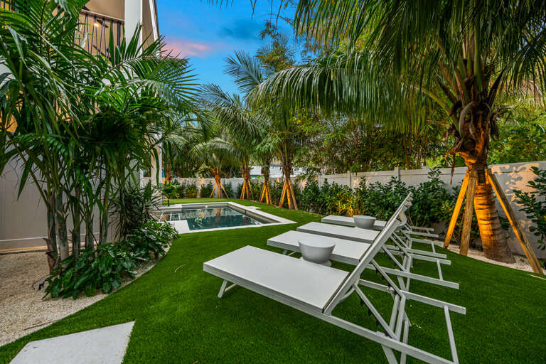 Poolside Loungers