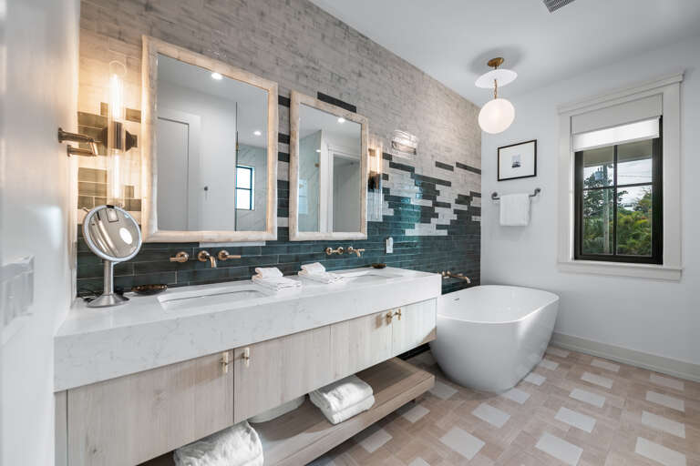 Primary Bathroom, Ensuite