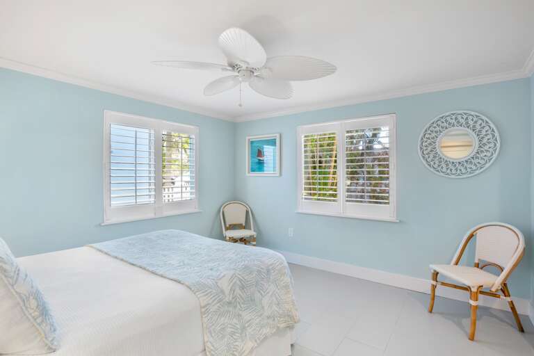Primary Bedroom, Queen