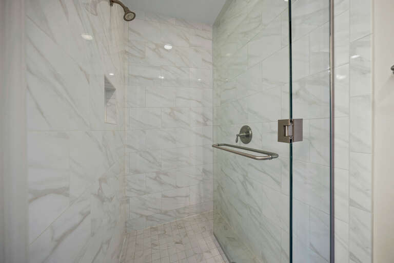 Primary En-suite Bathroom - Shower