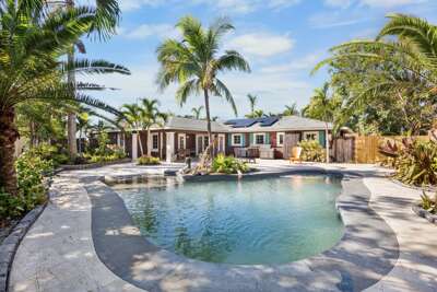 Private Saltwater Pool