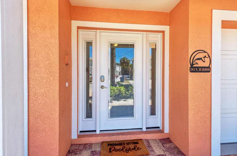 Main Entrance - Anna Maria Island Locals