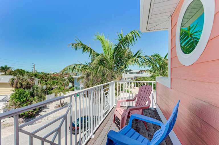 Rooftop Balcony - Anna Maria Island Locals