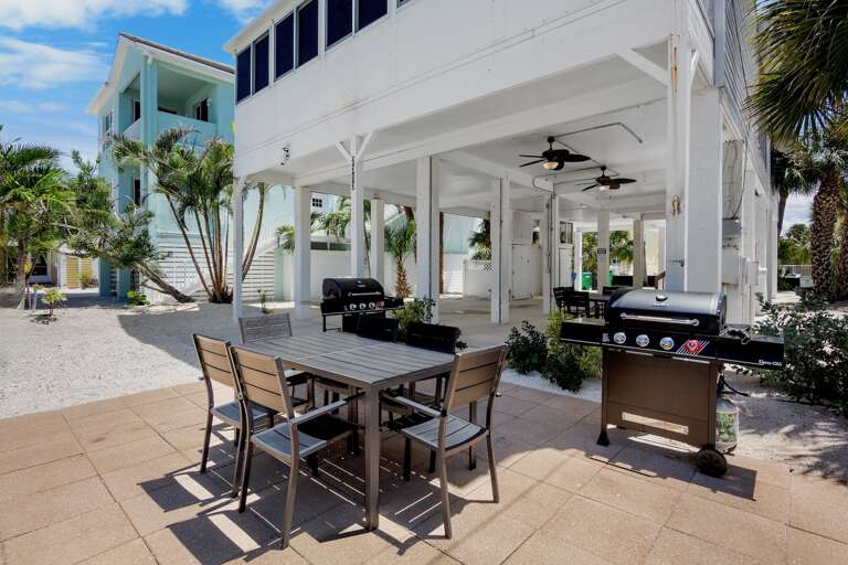Outdoor Dining, Outdoor Grill