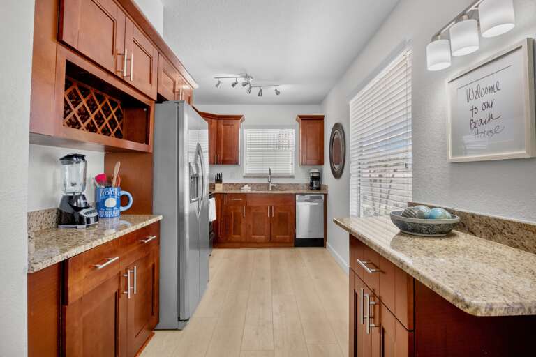 Fully equipped kitchen