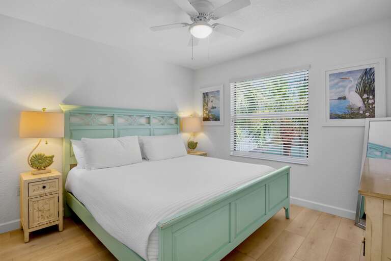 Primary Bedroom: King
