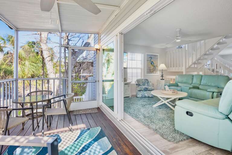 Balcony, Dining Area