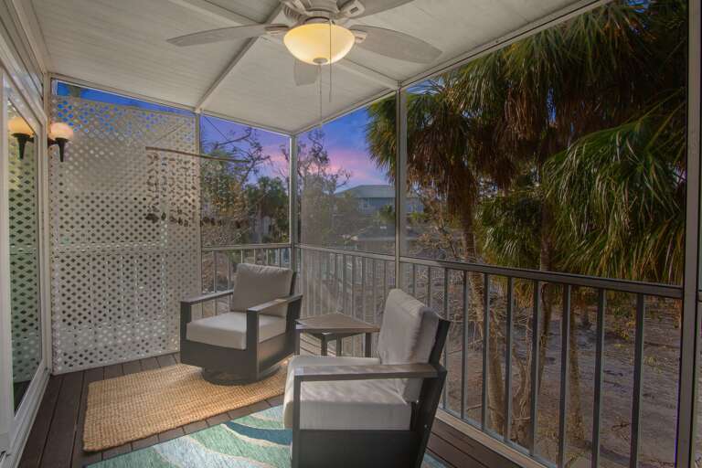 Balcony, Seating