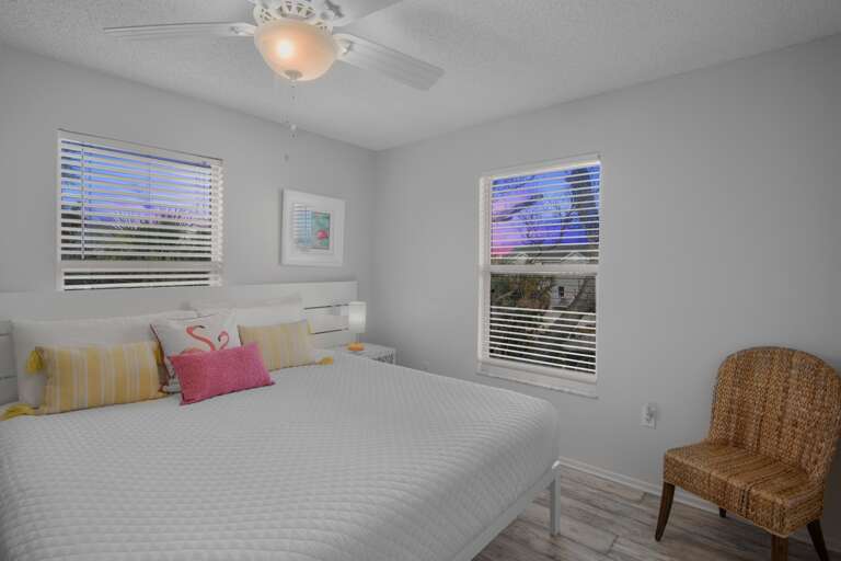 Second Bedroom, King