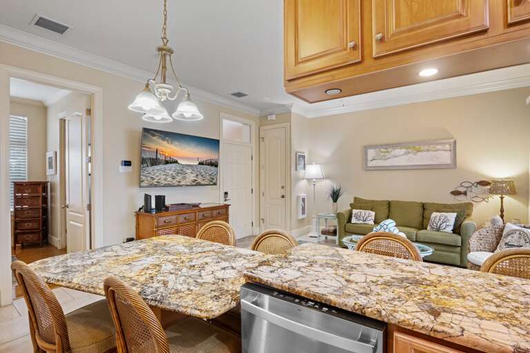 Dining Area, Breakfast Bar