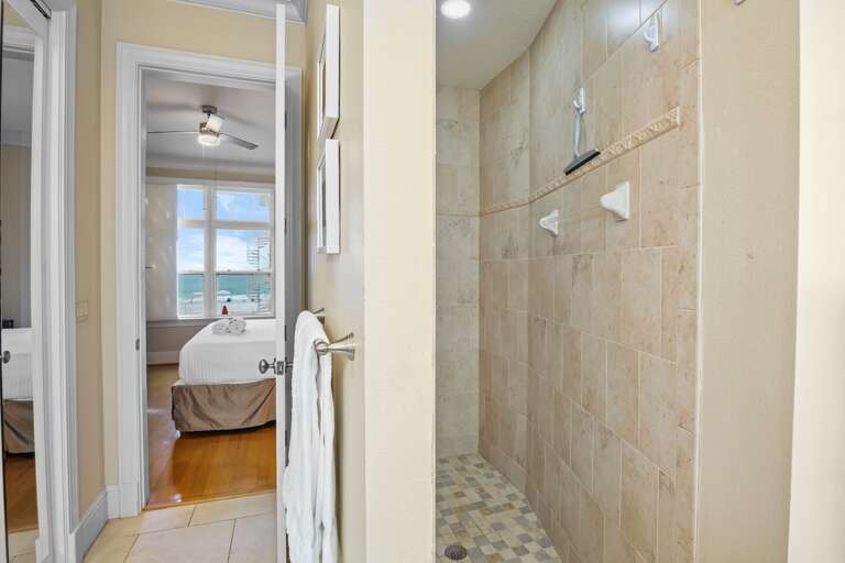 Primary Bathroom, Ensuite