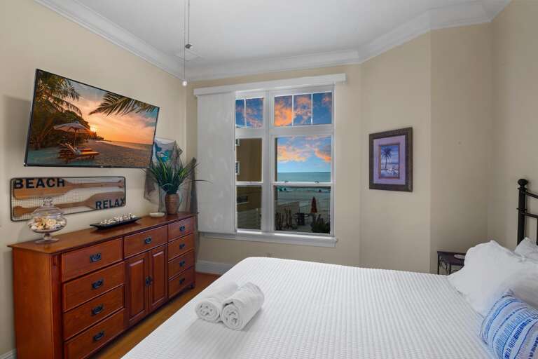 Primary Bedroom, King