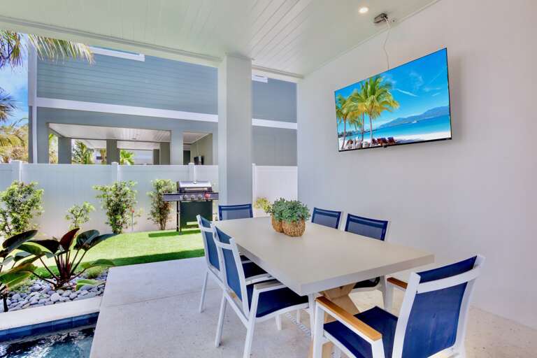 Outdoor Dining Area
