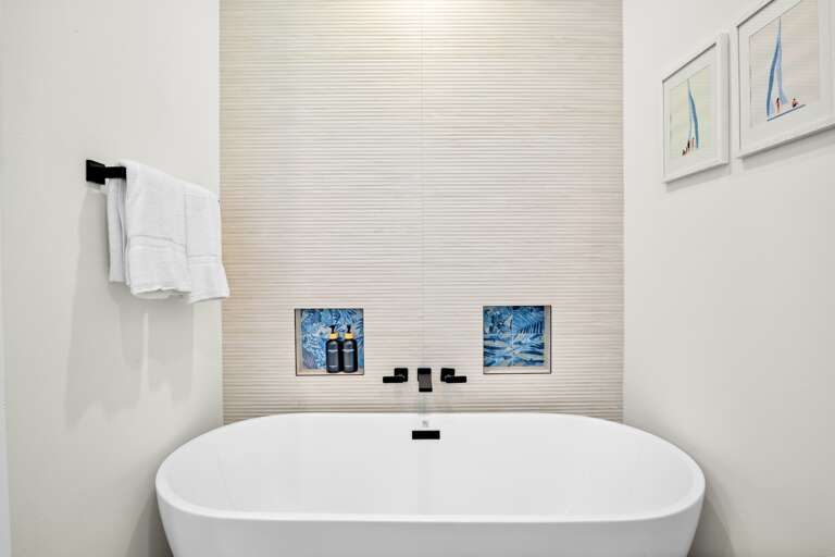 Primary Bathroom, Ensuite