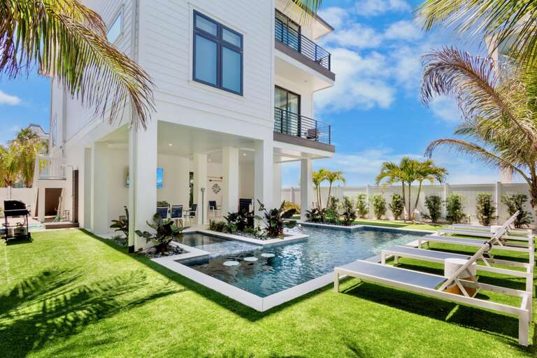 Private Pool and Spa, Swim Up Bar